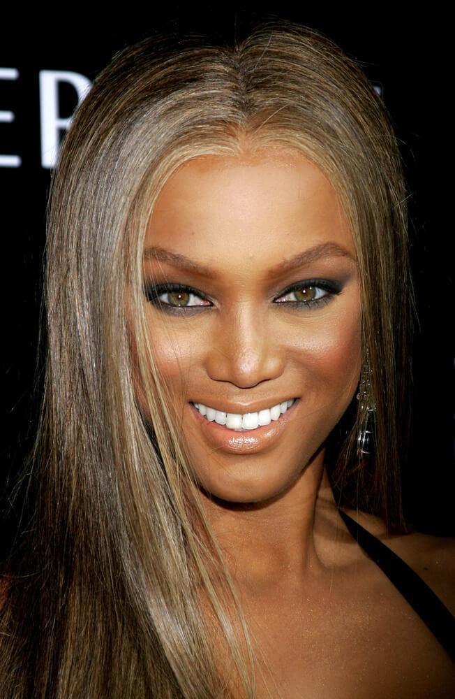 Tyra Banks attends the Rodeo Drive Walk Of Style Award honoring Gianni and Donatella Versace held at the Beverly Hills City Hall in Beverly Hills, California on February 8, 2007.