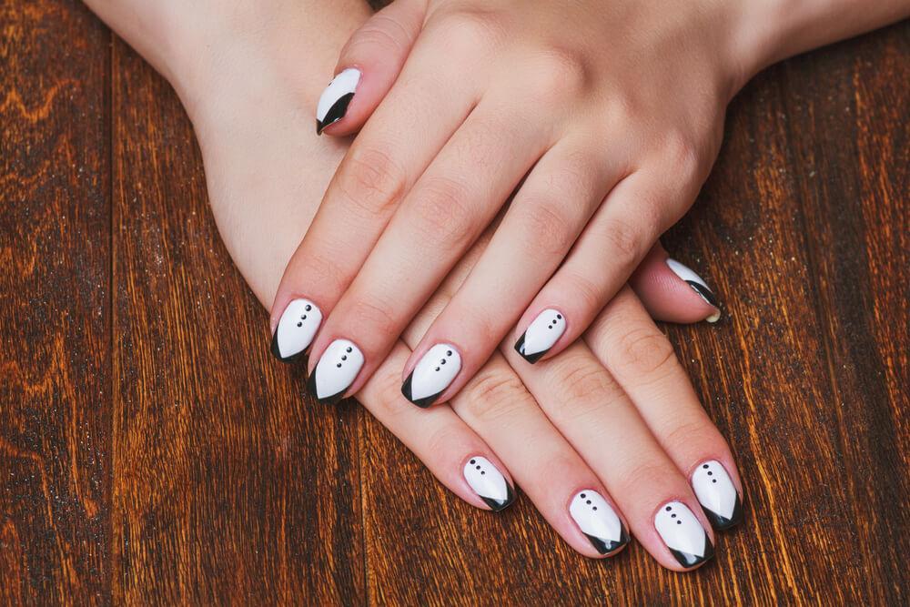suited nail design