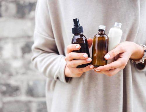 How to Mix Your Own Essential Oils for Beautiful, Clear Skin