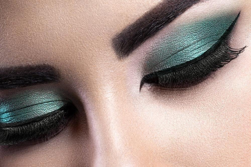 Eyes with green eyeshadow